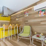 3-Bdr Luxury Villa At A Villa Resort With Beach Club And Concierge Service