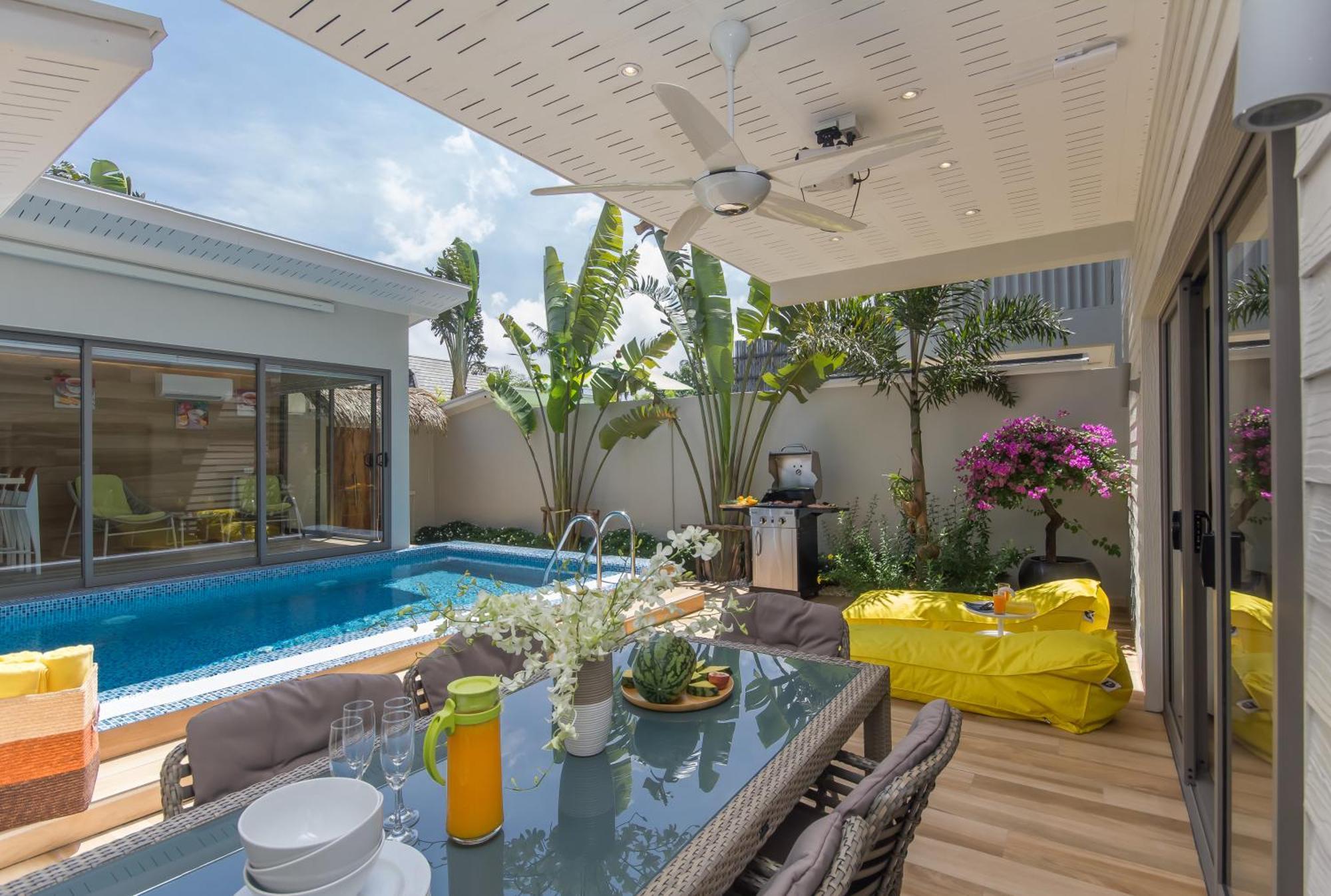3-bdr Luxury At A With Club And Concierge Service Villa *